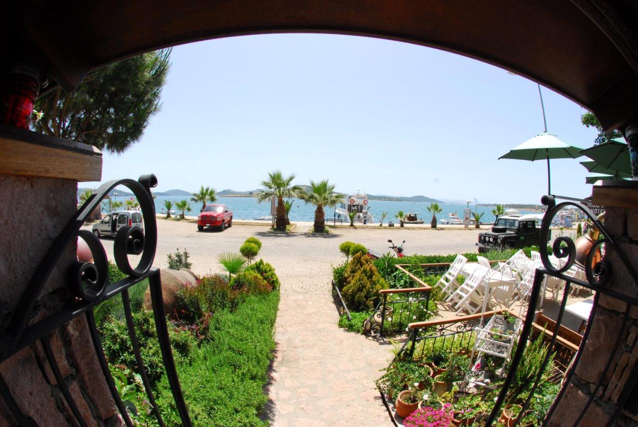 Aliye Hanim Hotel Ayvalik Luaran gambar