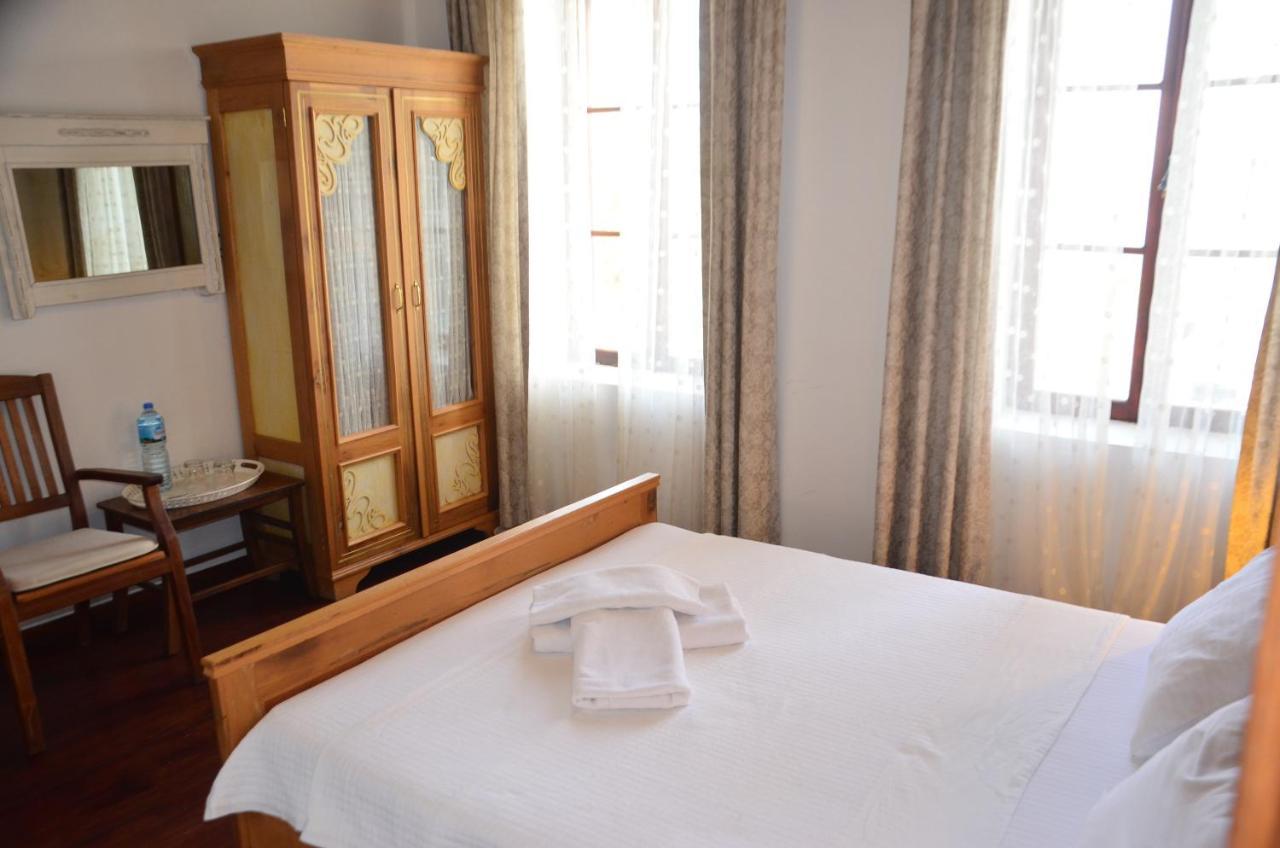 Aliye Hanim Hotel Ayvalik Luaran gambar