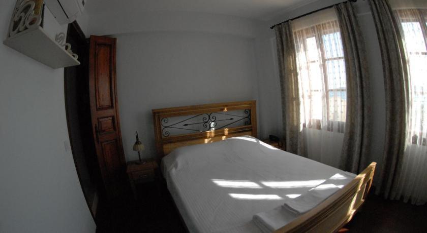 Aliye Hanim Hotel Ayvalik Luaran gambar