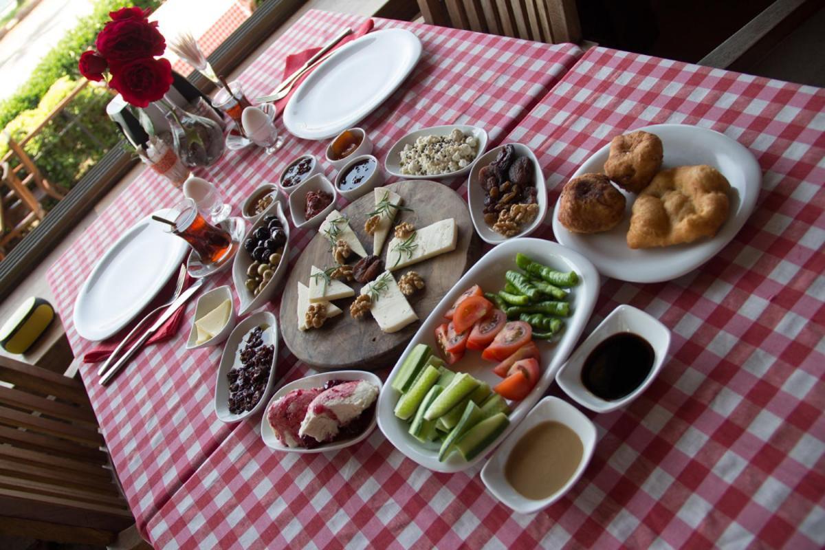 Aliye Hanim Hotel Ayvalik Luaran gambar
