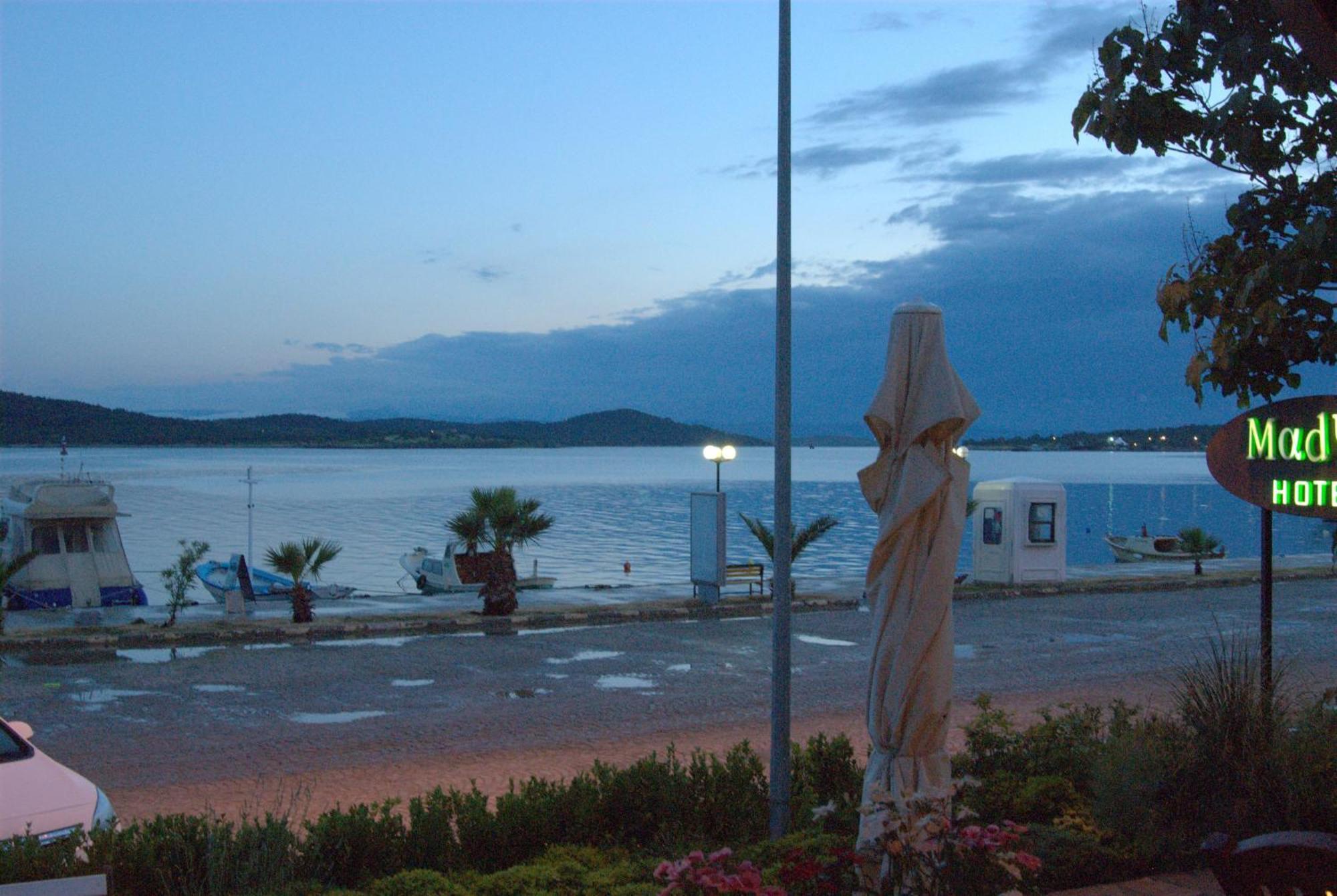 Aliye Hanim Hotel Ayvalik Luaran gambar