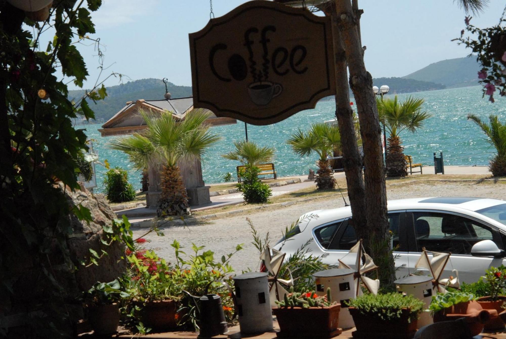 Aliye Hanim Hotel Ayvalik Luaran gambar
