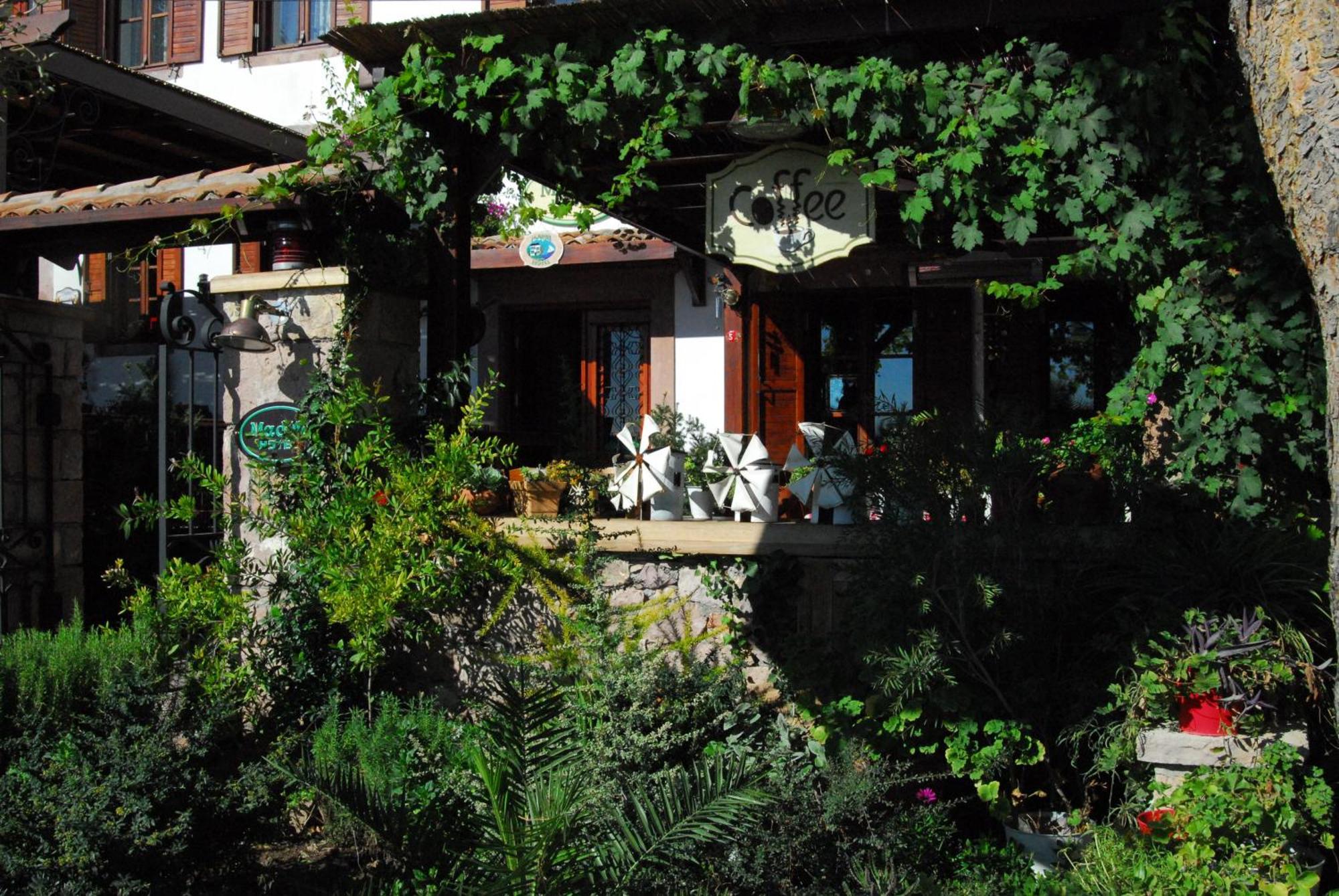 Aliye Hanim Hotel Ayvalik Luaran gambar
